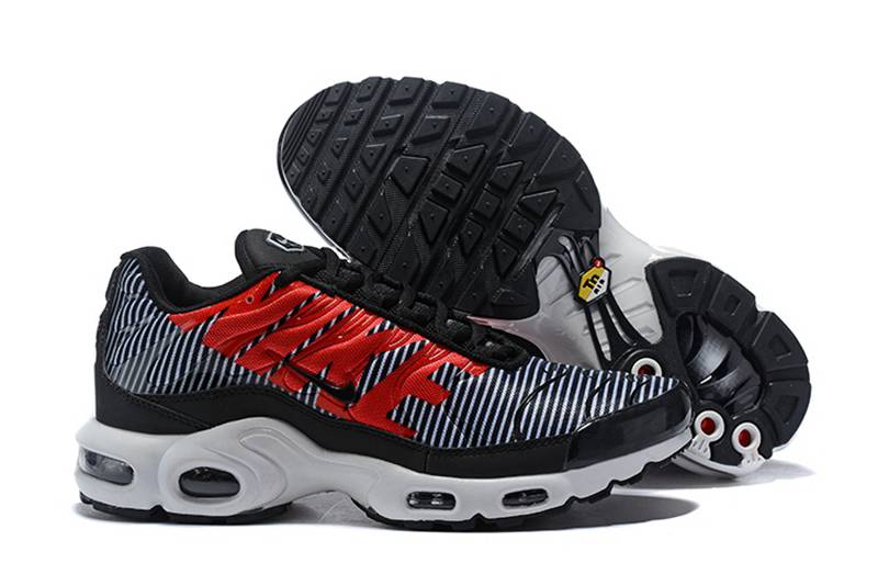 basket nike tn neuves taille 41 47 jamais utiliser