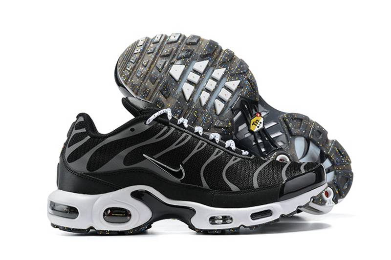 basket nike tn requin rekin,tn requin nike air max neuve