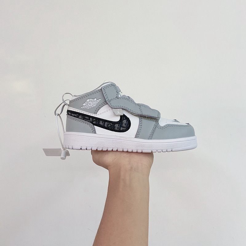 jordan 1 bebe fille,jordan bebe pas cher,jordan low baby blue