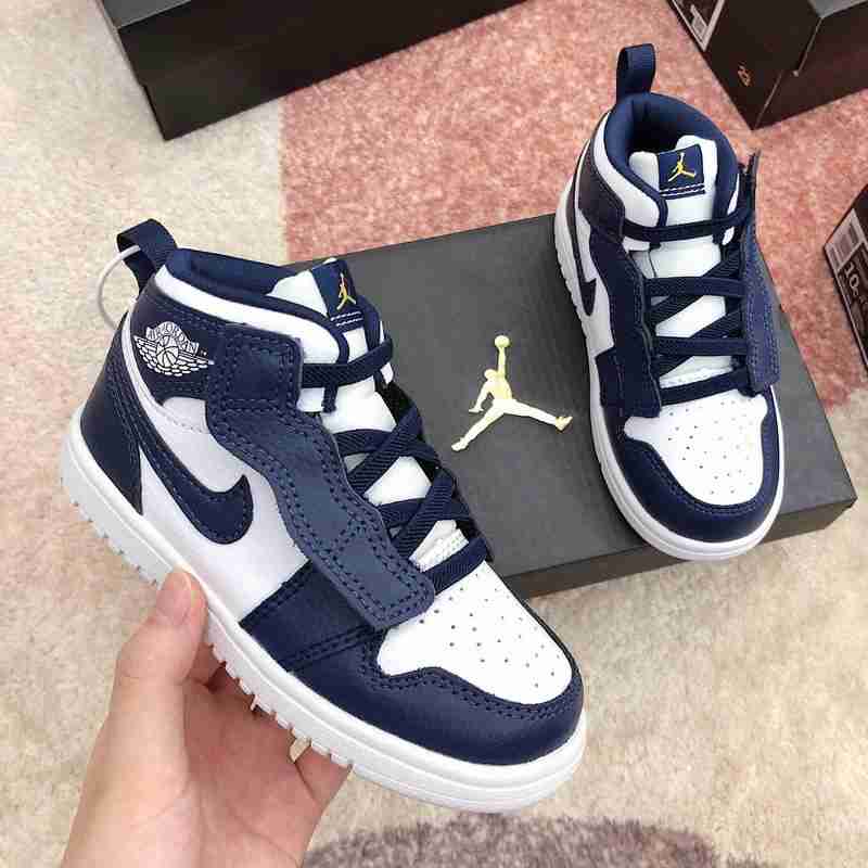mini air jordan bebe,calcetines jordan bebe,jordan lemahieu baby
