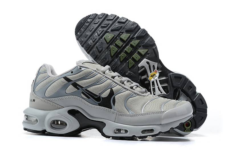 tn air pas cher,tn requin junior pas cher,air max tn requin